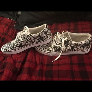 Low top vans